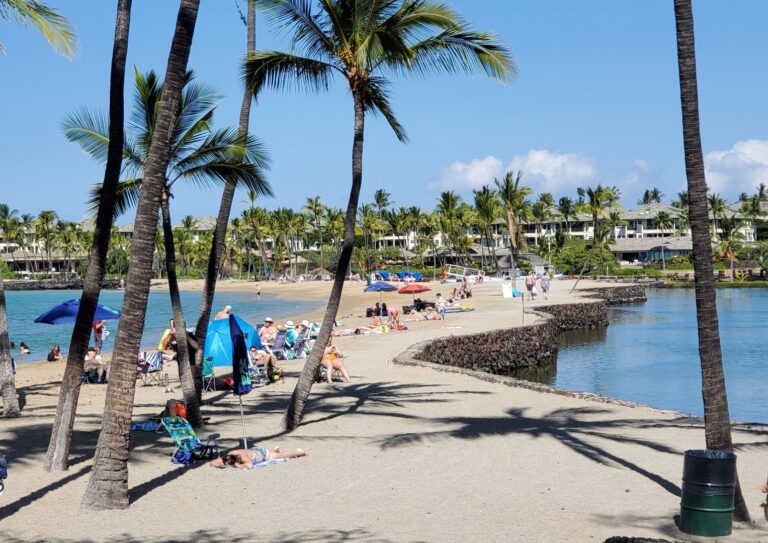 Beaches in Waikoloa Beach Resort - Hawaii Beaches